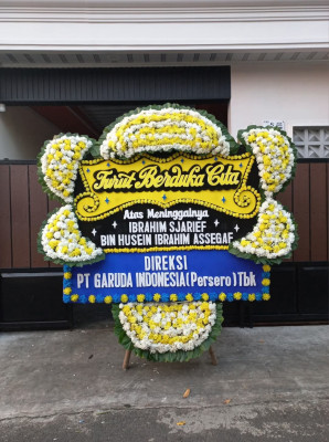 Papan Bunga Duka di Lapadde